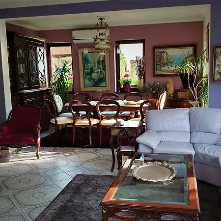 Вілла Luxury House